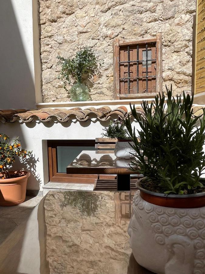 Ateneo Cuenca Suites Con Cocina En El Casco Historico Exterior photo